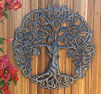 Outdoor Metal Tree of Life Sculpture Hanging on Fence